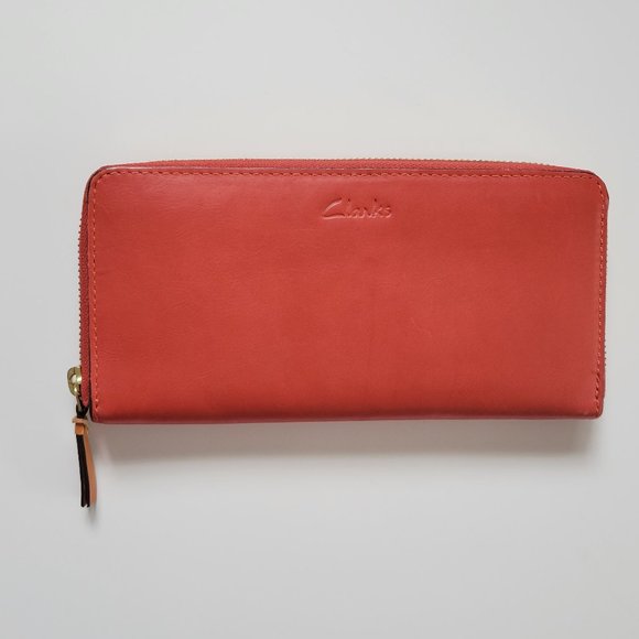 Clarks Red Leather Zip Around Wallet - Picture 2 of 14